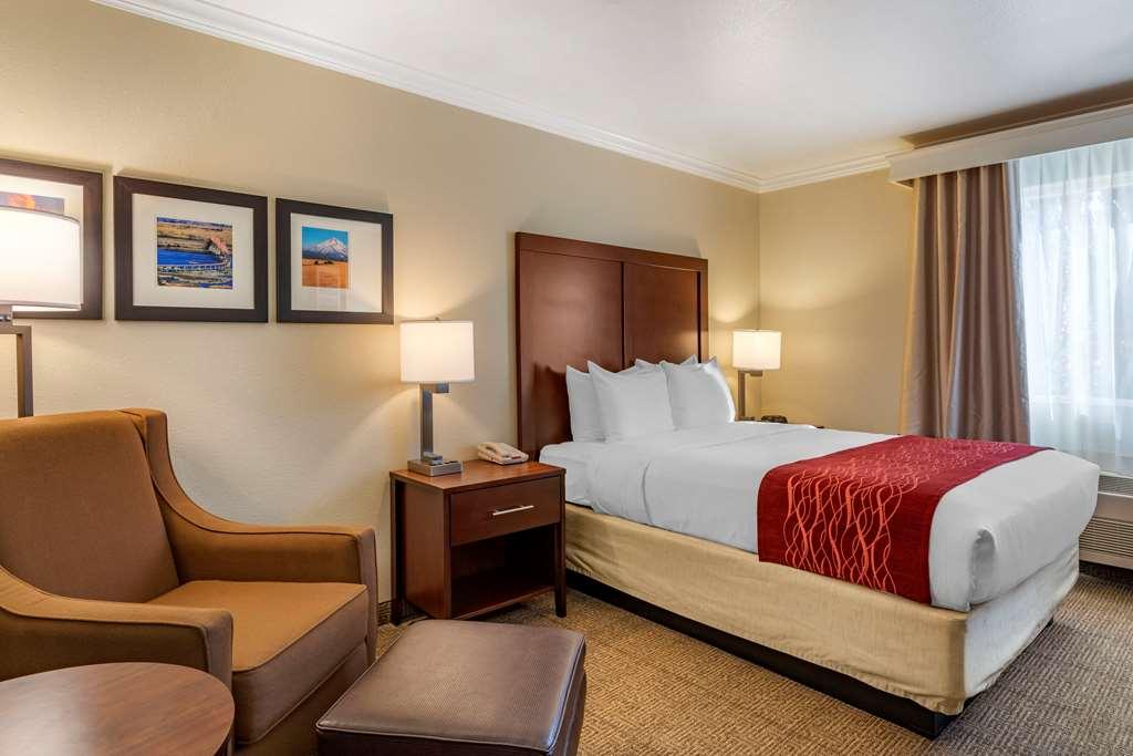 Comfort Inn Columbia Gorge The Dalles Oda fotoğraf